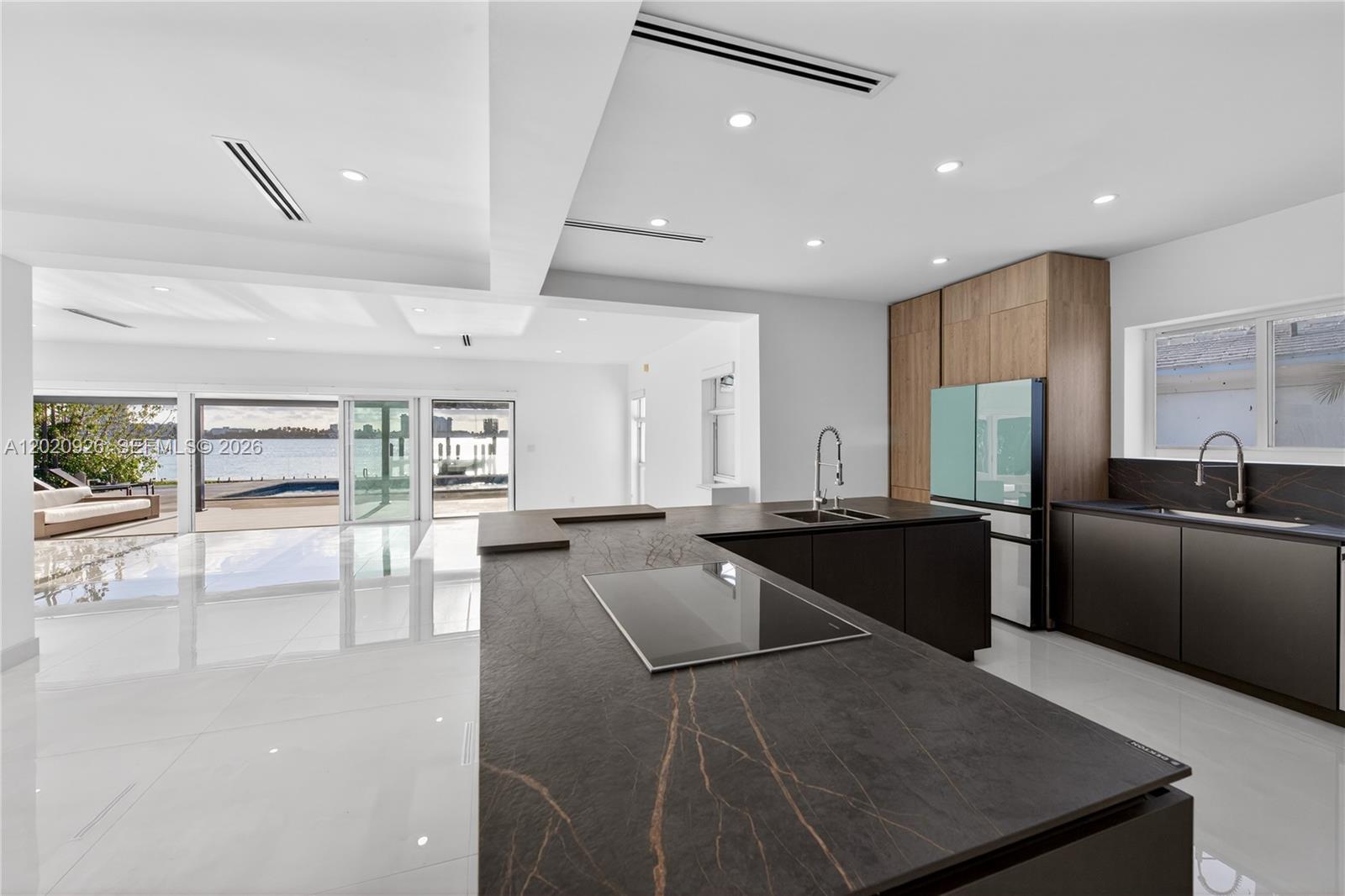 1101 S Shore Dr #1 Miami Beach, FL 33141