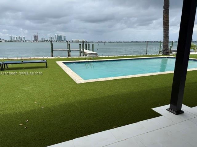 1101 S Shore Dr #1 Miami Beach, FL 33141