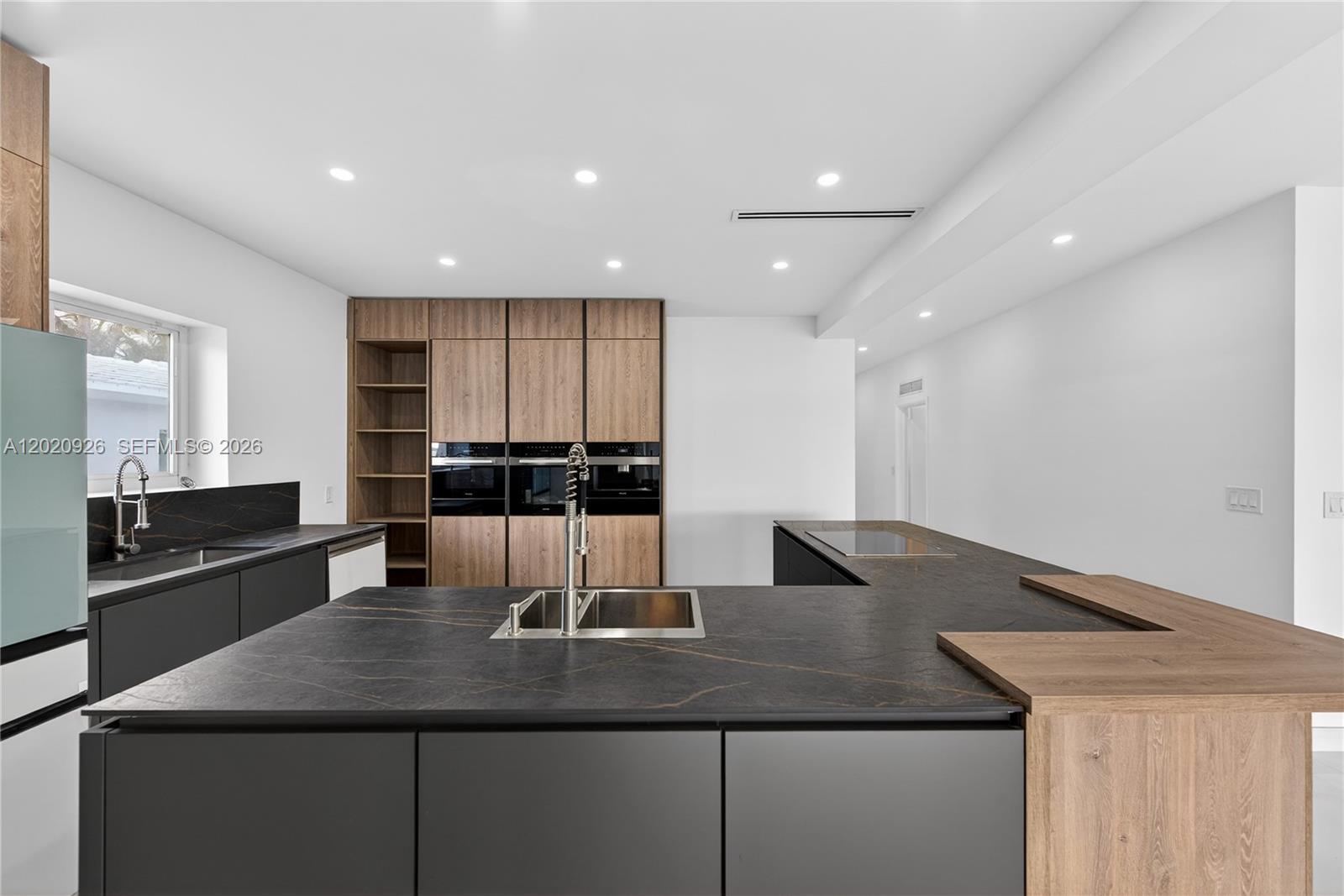 1101 S Shore Dr #1 Miami Beach, FL 33141