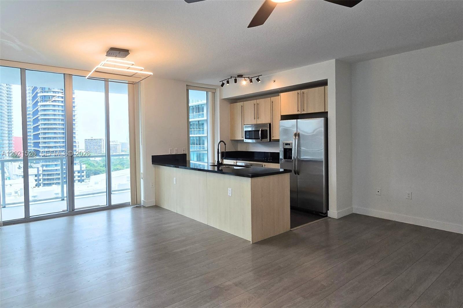 image Axis on Brickell North34