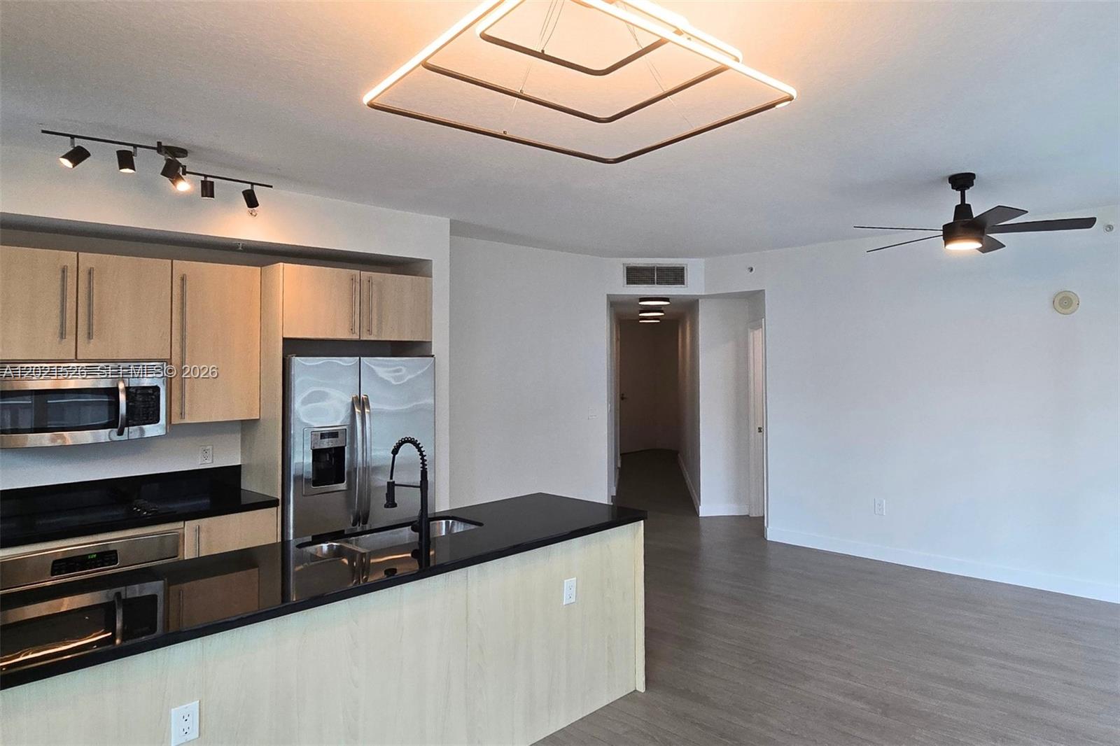 image Axis on Brickell North36