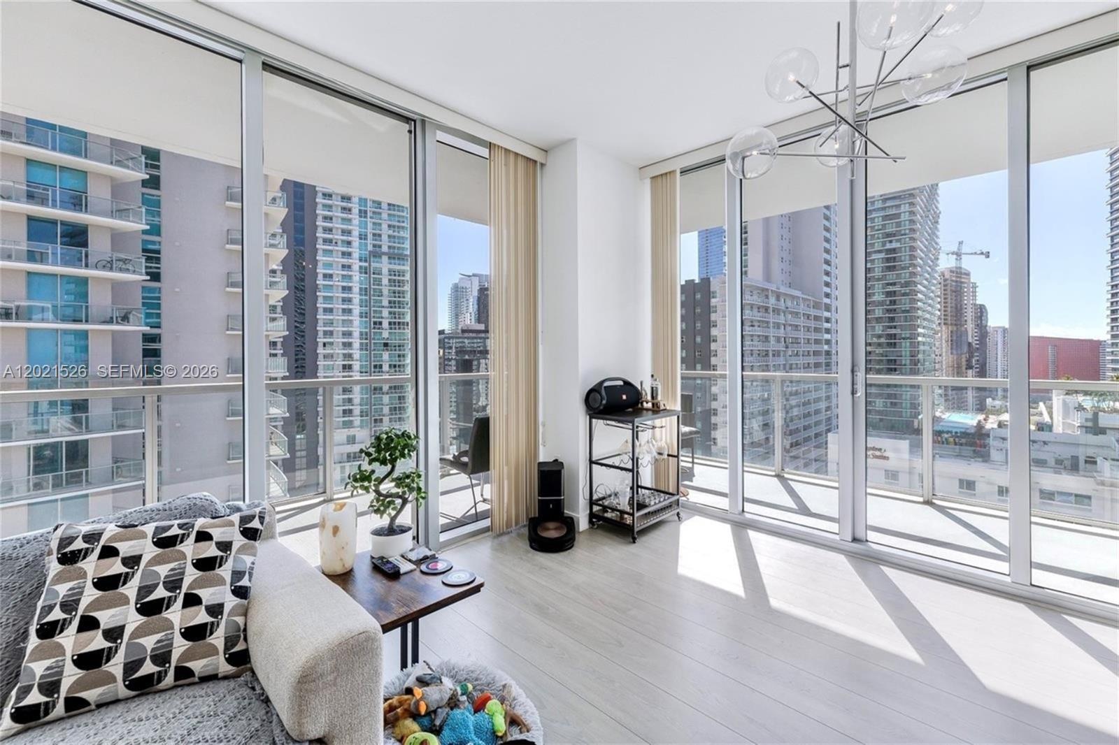 image Axis on Brickell North3
