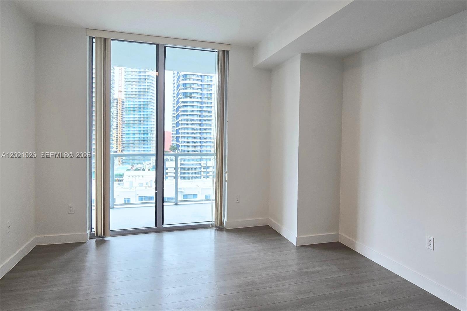 image Axis on Brickell North40