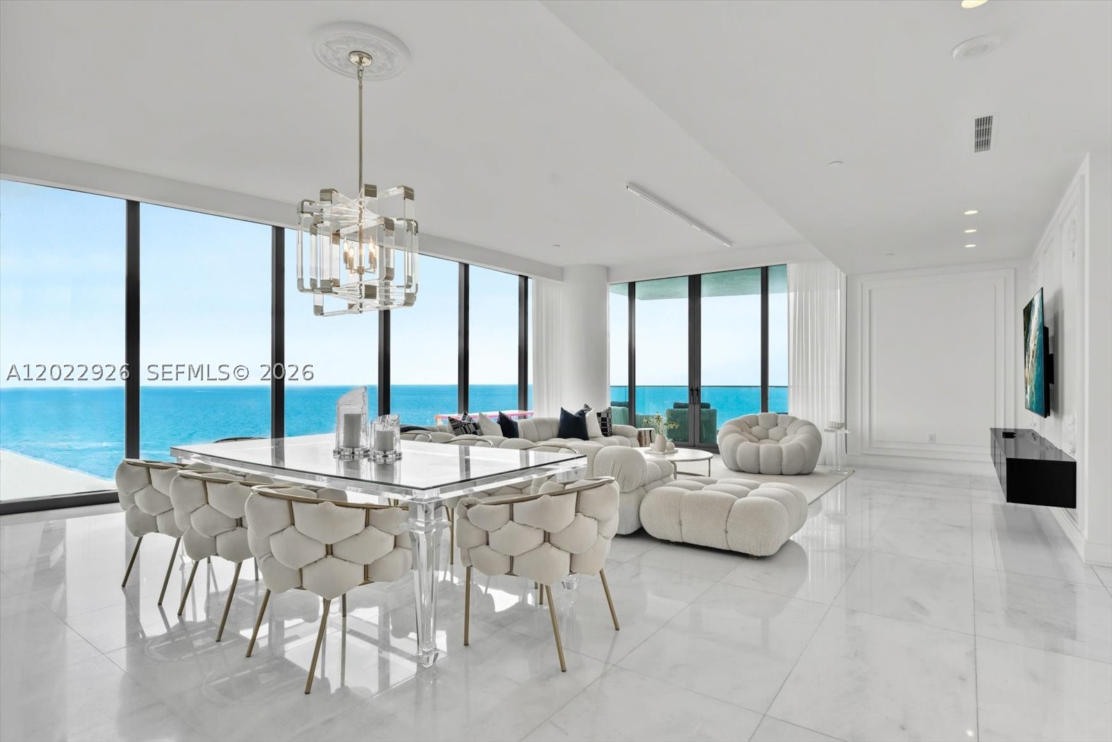 image Estates At Acqualina0