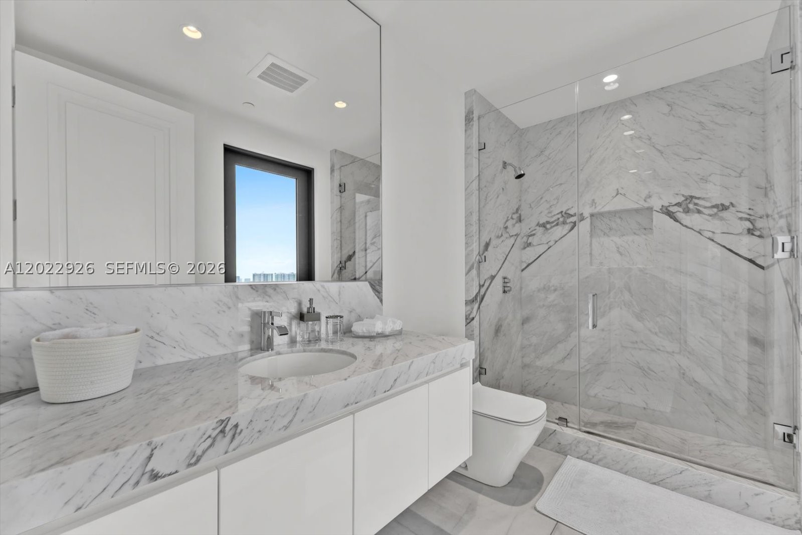 image Estates At Acqualina33