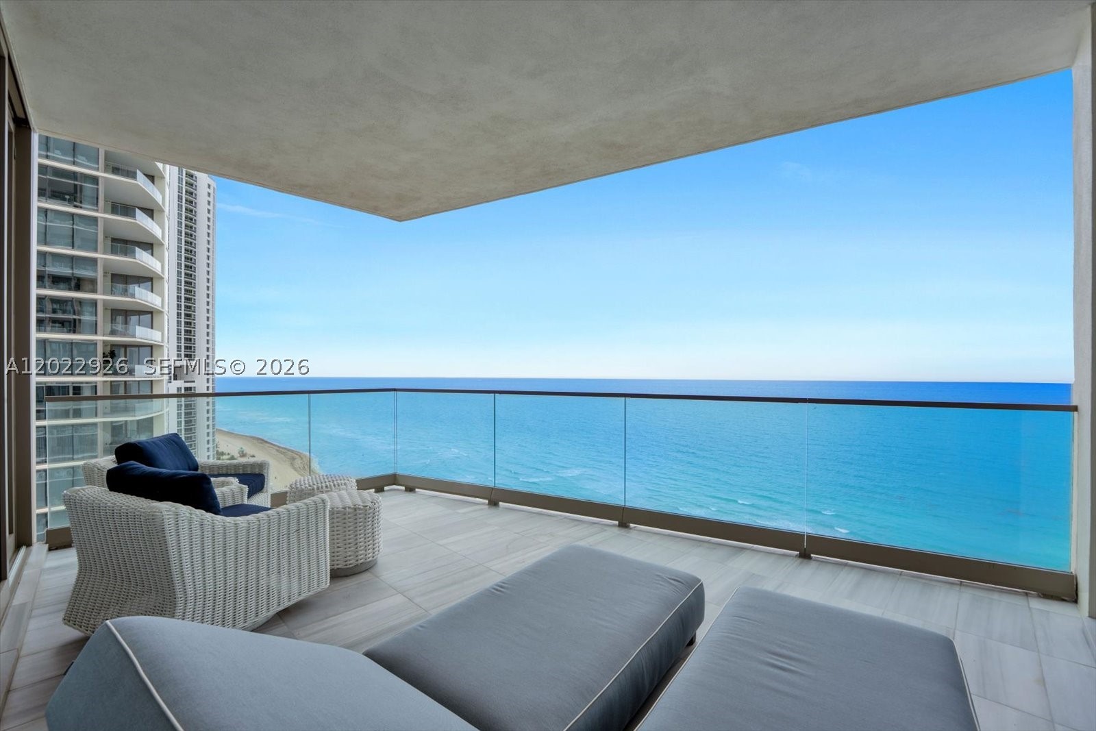 image Estates At Acqualina7