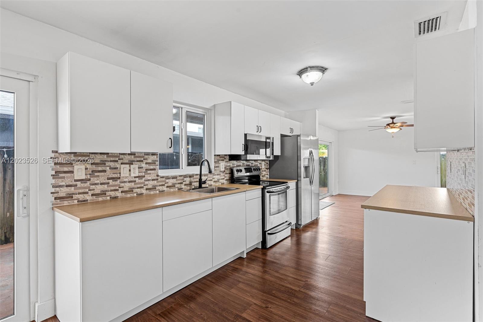 22179 SW 98th Ct Cutler Bay, FL 33190