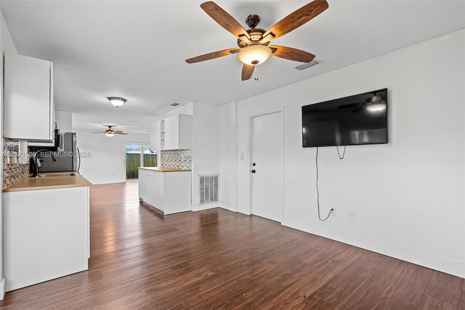 22179 SW 98th Ct Cutler Bay, FL 33190