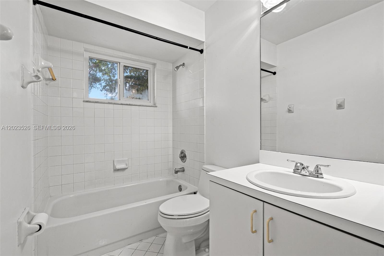 22179 SW 98th Ct Cutler Bay, FL 33190