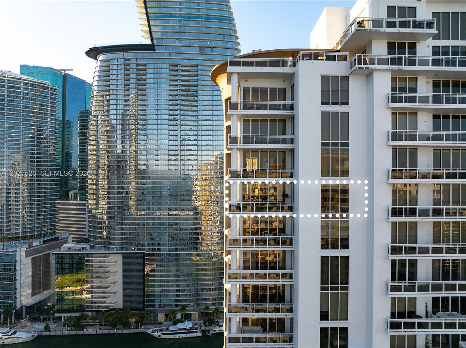 901 Brickell Key Blvd #3304 Miami, FL 33131