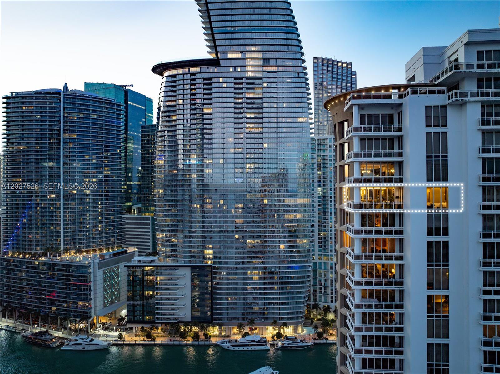 901 Brickell Key Blvd #3304 Miami, FL 33131