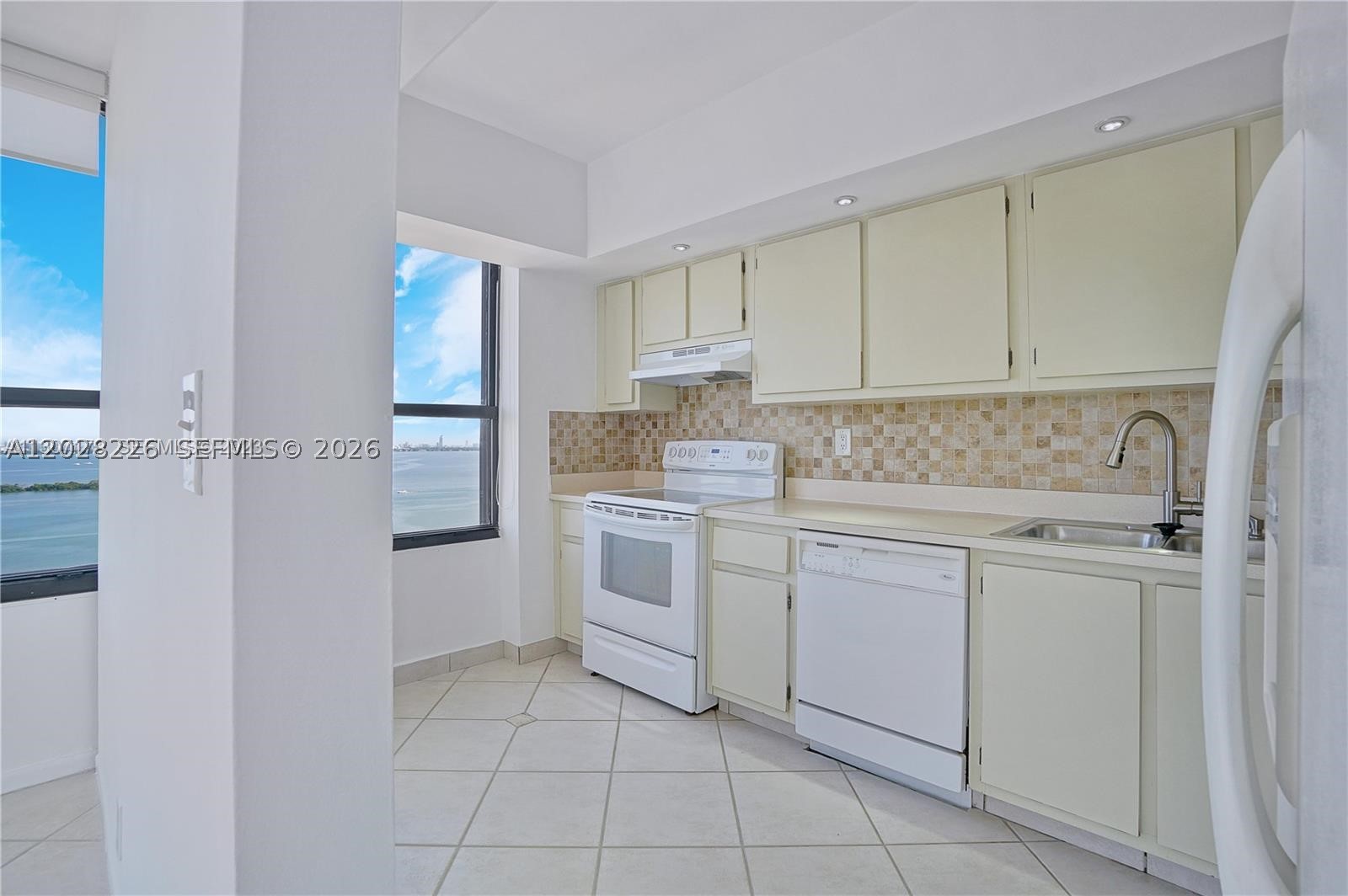 780 NE 69th St #2302 Miami, FL 33138