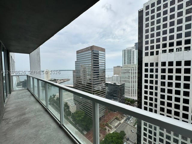 image 500 Brickell East19