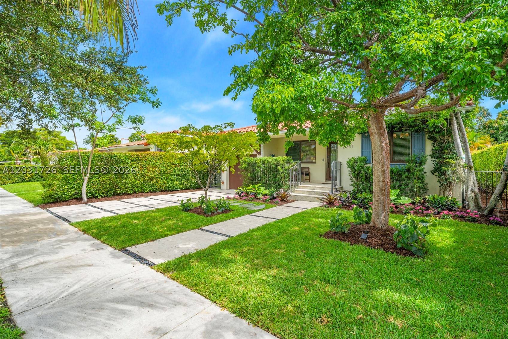 2241 SW 25th Ter Miami, FL 33133