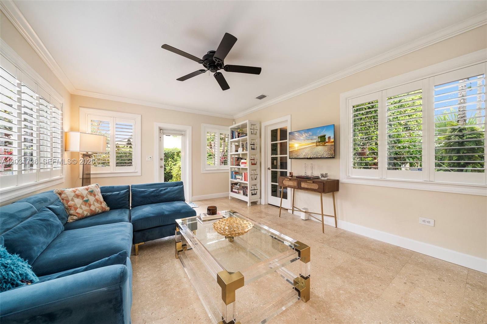 2241 SW 25th Miami, FL 33133