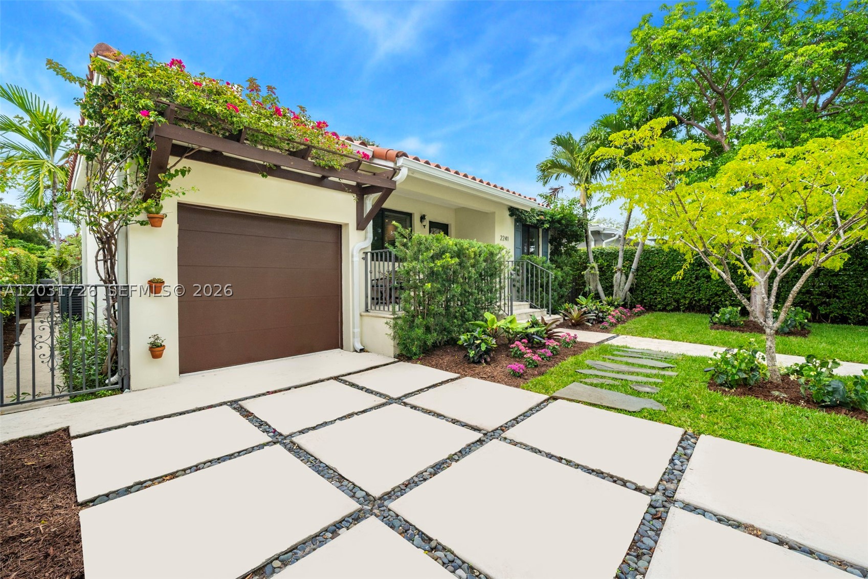 2241 SW 25th Ter Miami, FL 33133