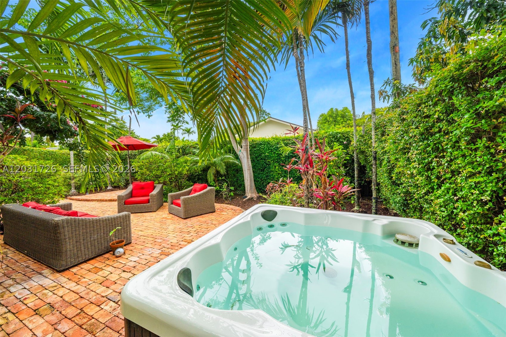 2241 SW 25th Ter Miami, FL 33133
