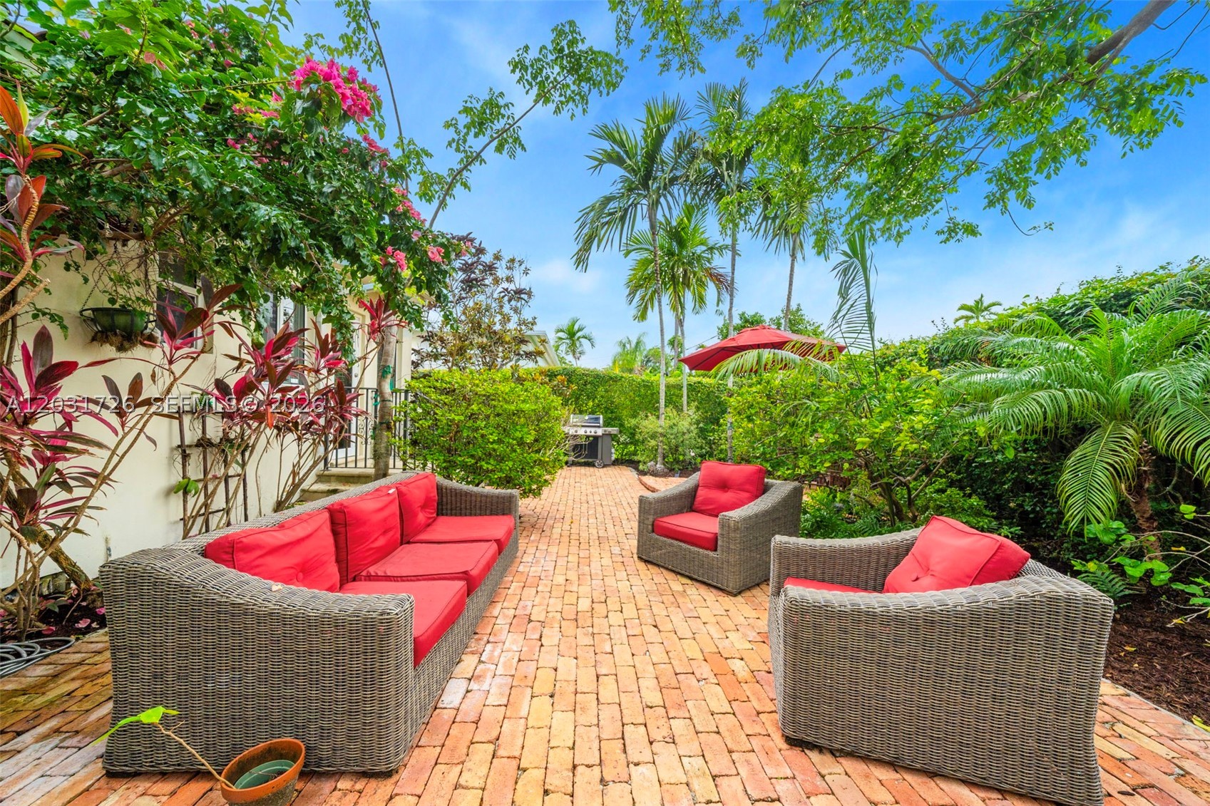 2241 SW 25th Ter Miami, FL 33133