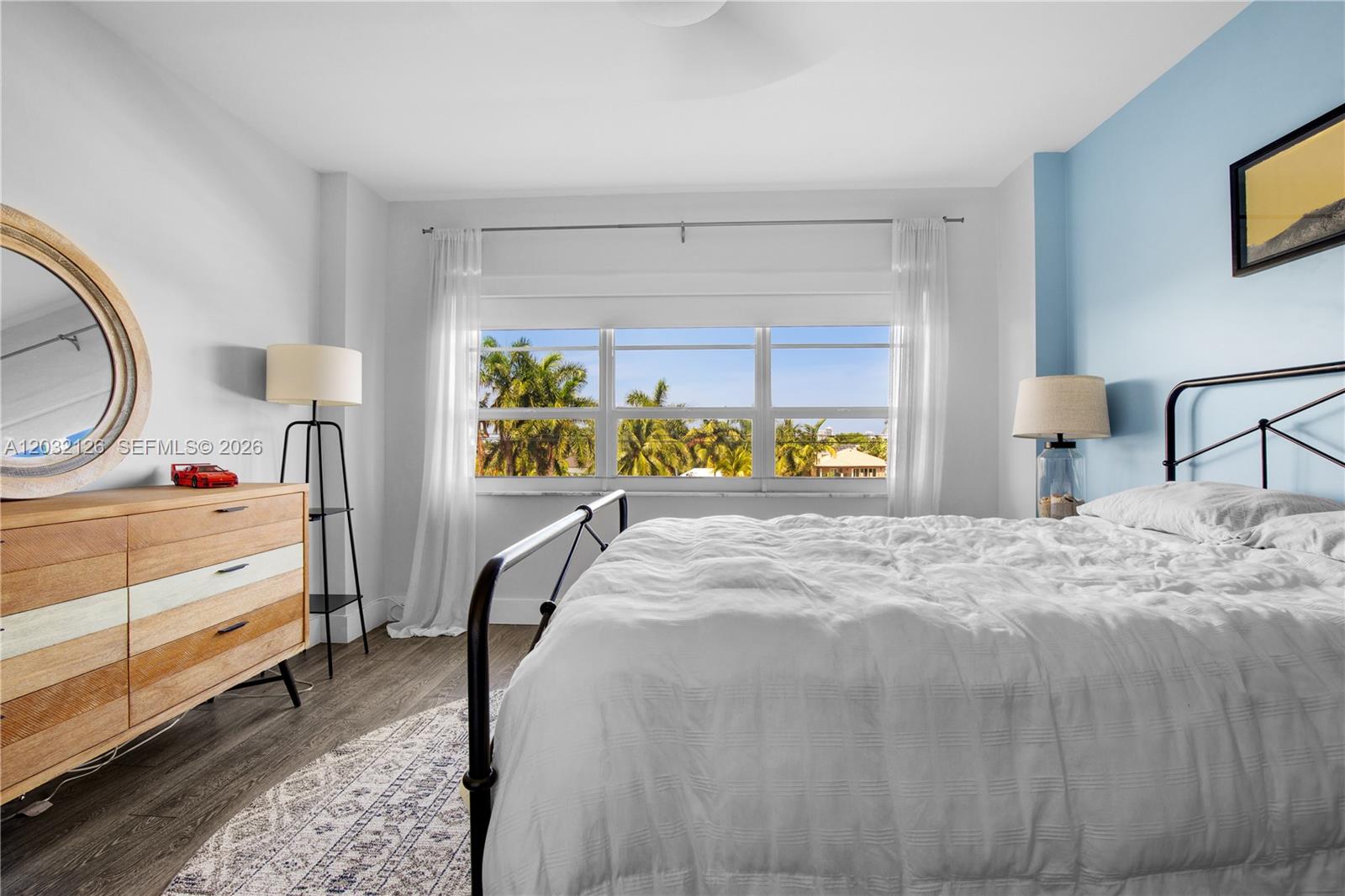 2500 E Las Olas Blvd #408 Fort Lauderdale, FL 33301