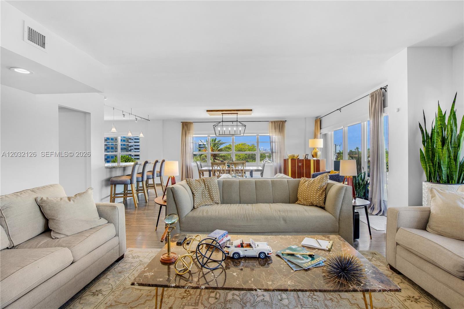 2500 E Las Olas Blvd #408 Fort Lauderdale, FL 33301