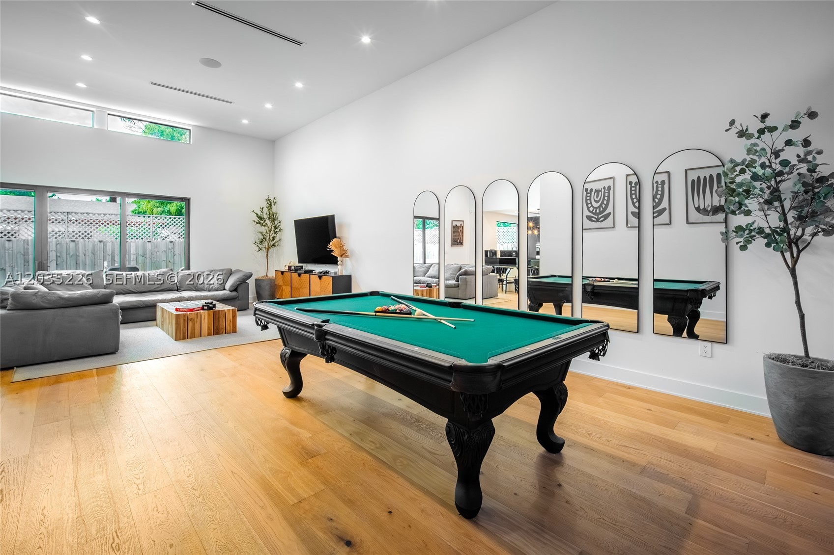 243 NW 42nd St Miami, FL 33127