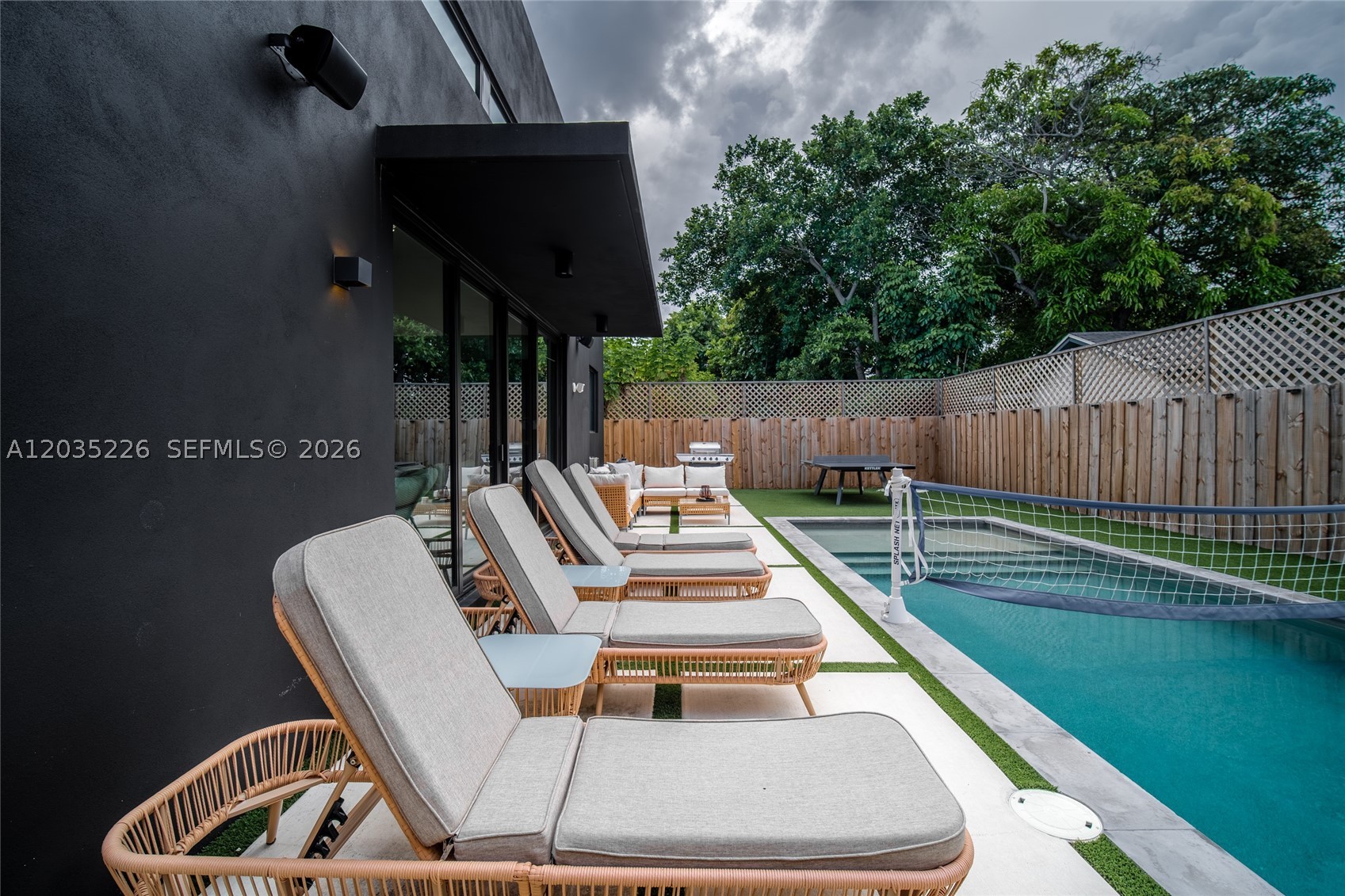 243 NW 42nd St Miami, FL 33127