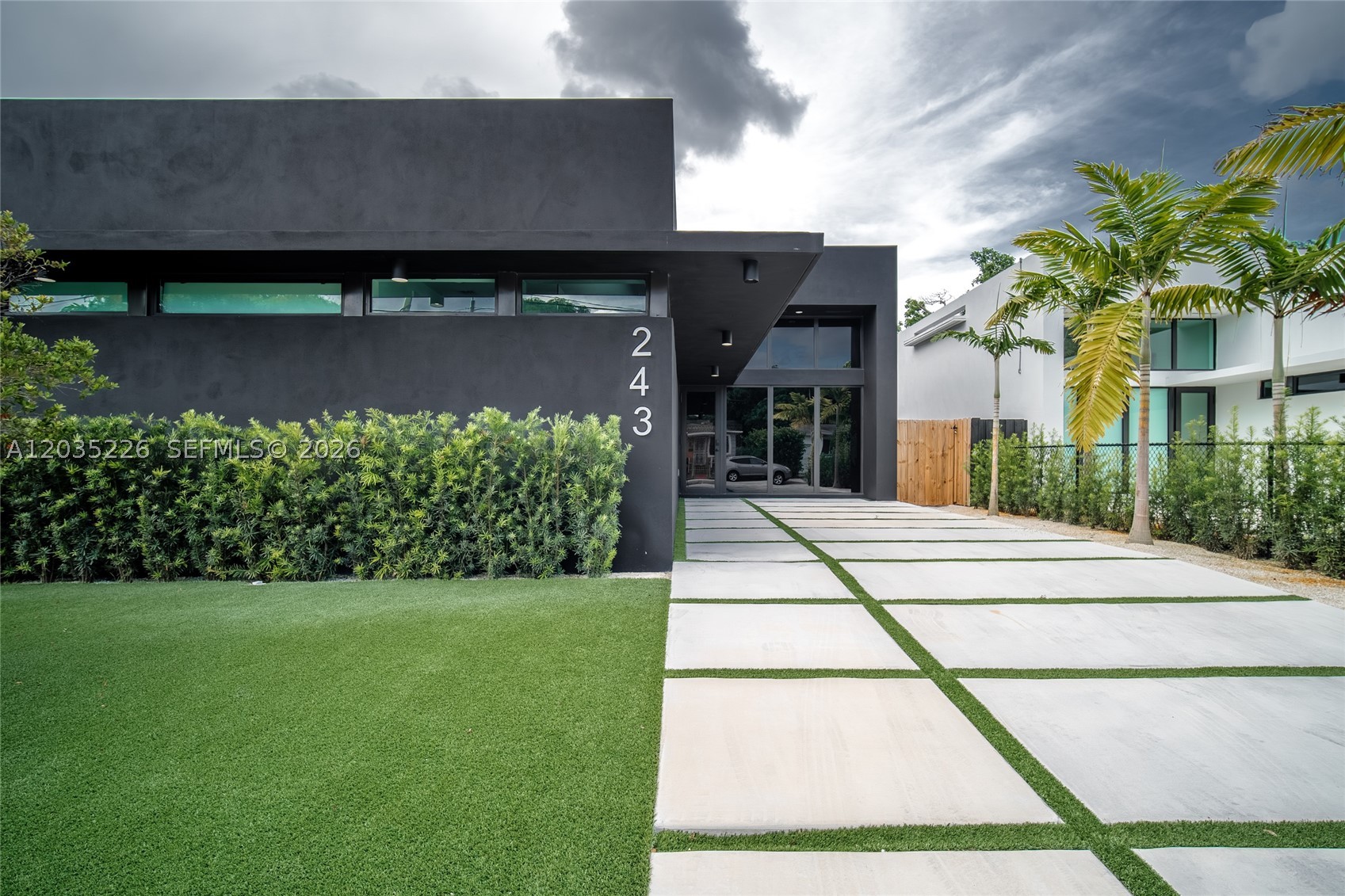 243 NW 42nd St Miami, FL 33127