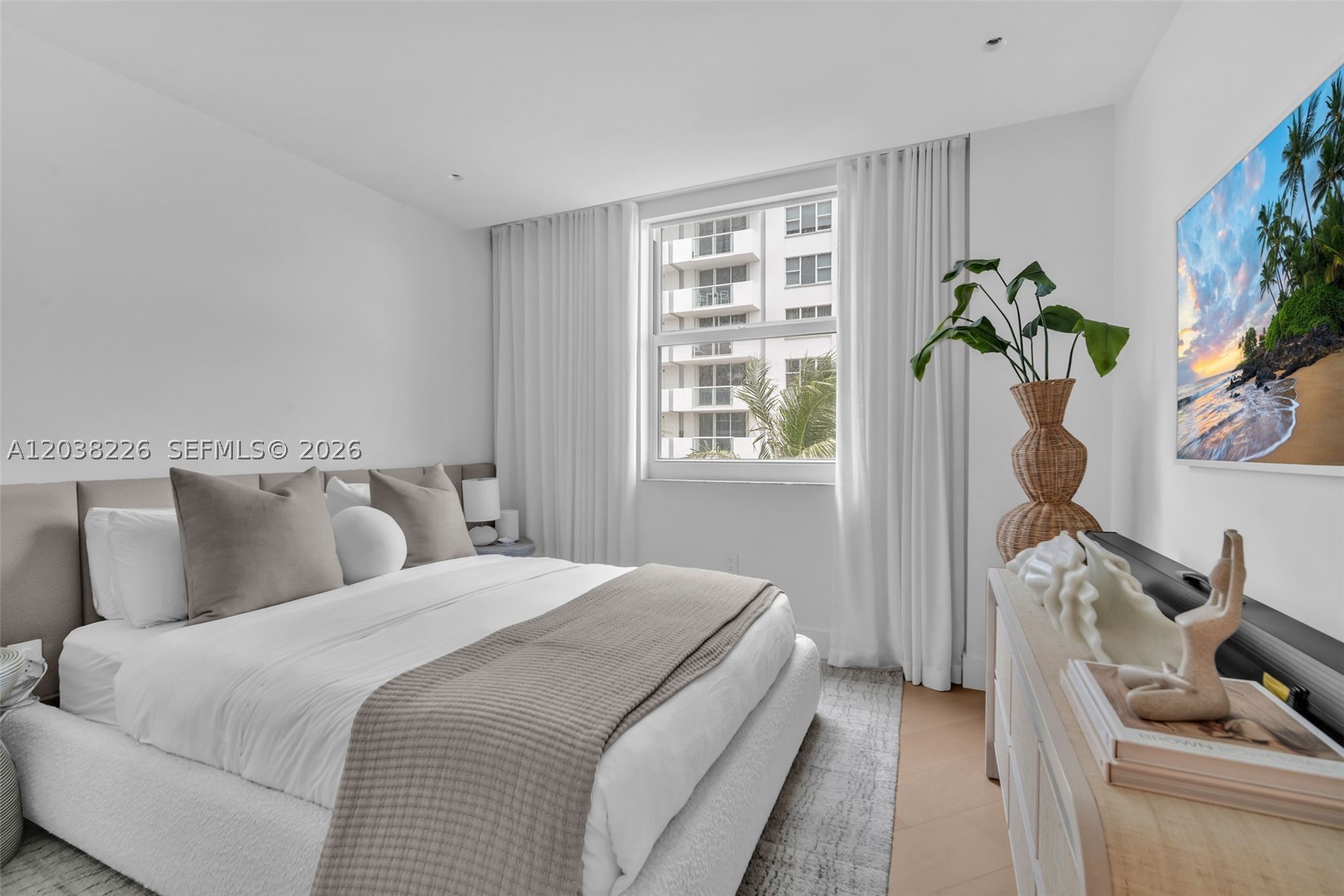 image The Waverly at Surfside16