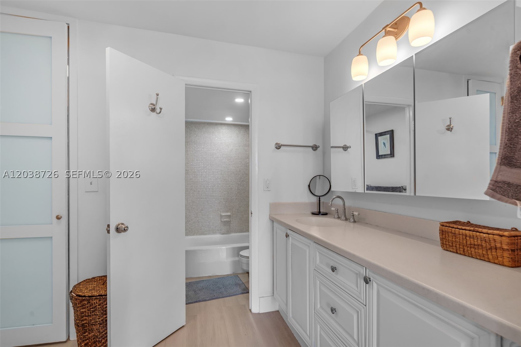 150 Ocean Ln Dr #7C Key Biscayne, FL 33149