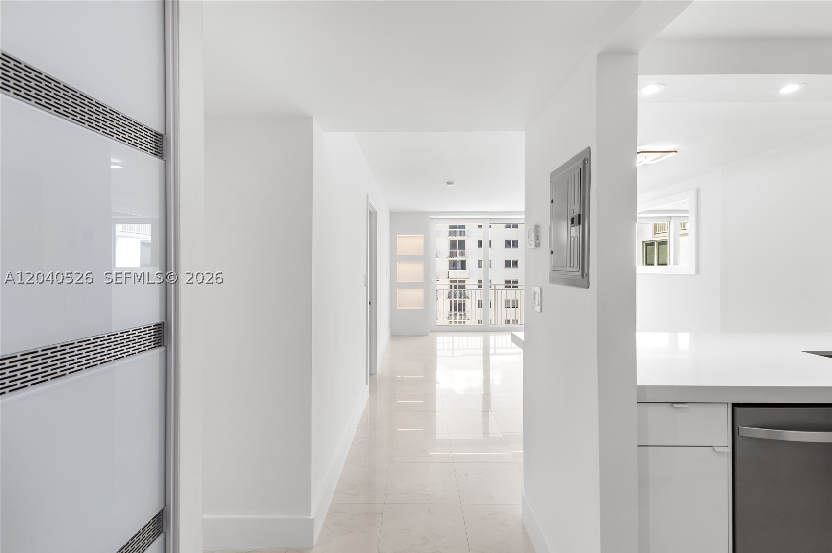 345 Ocean Dr #924 Miami Beach, FL 33139