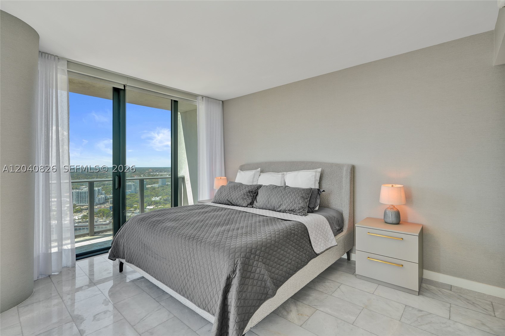 650 NE 32nd St #3901 Miami, FL 33137