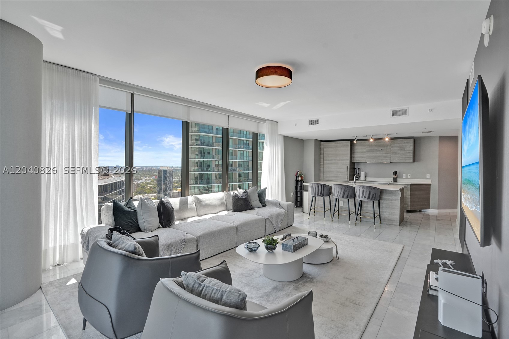 650 NE 32nd St #3901 Miami, FL 33137