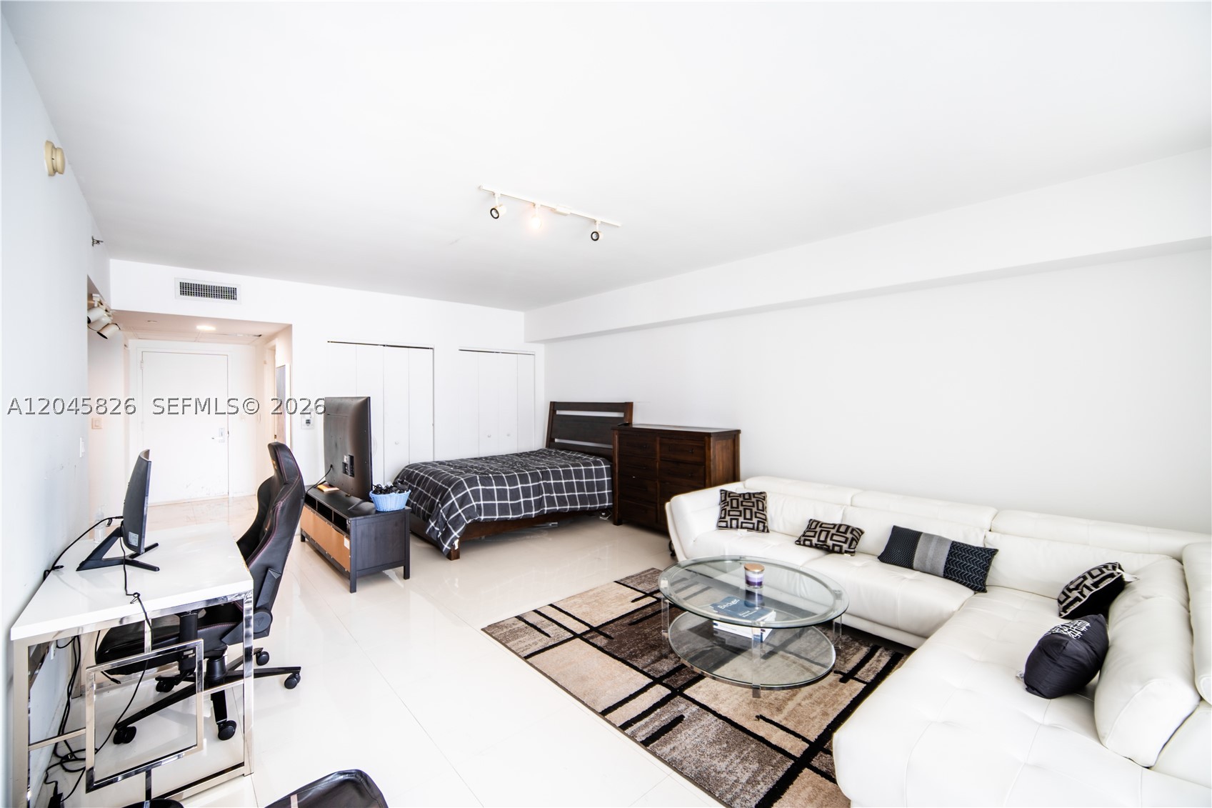 image Icon Brickell I13