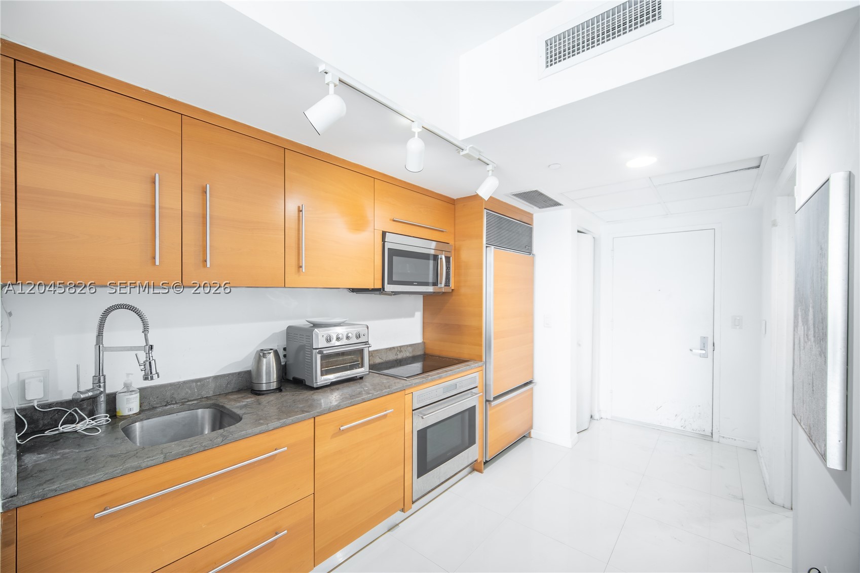 image Icon Brickell I1