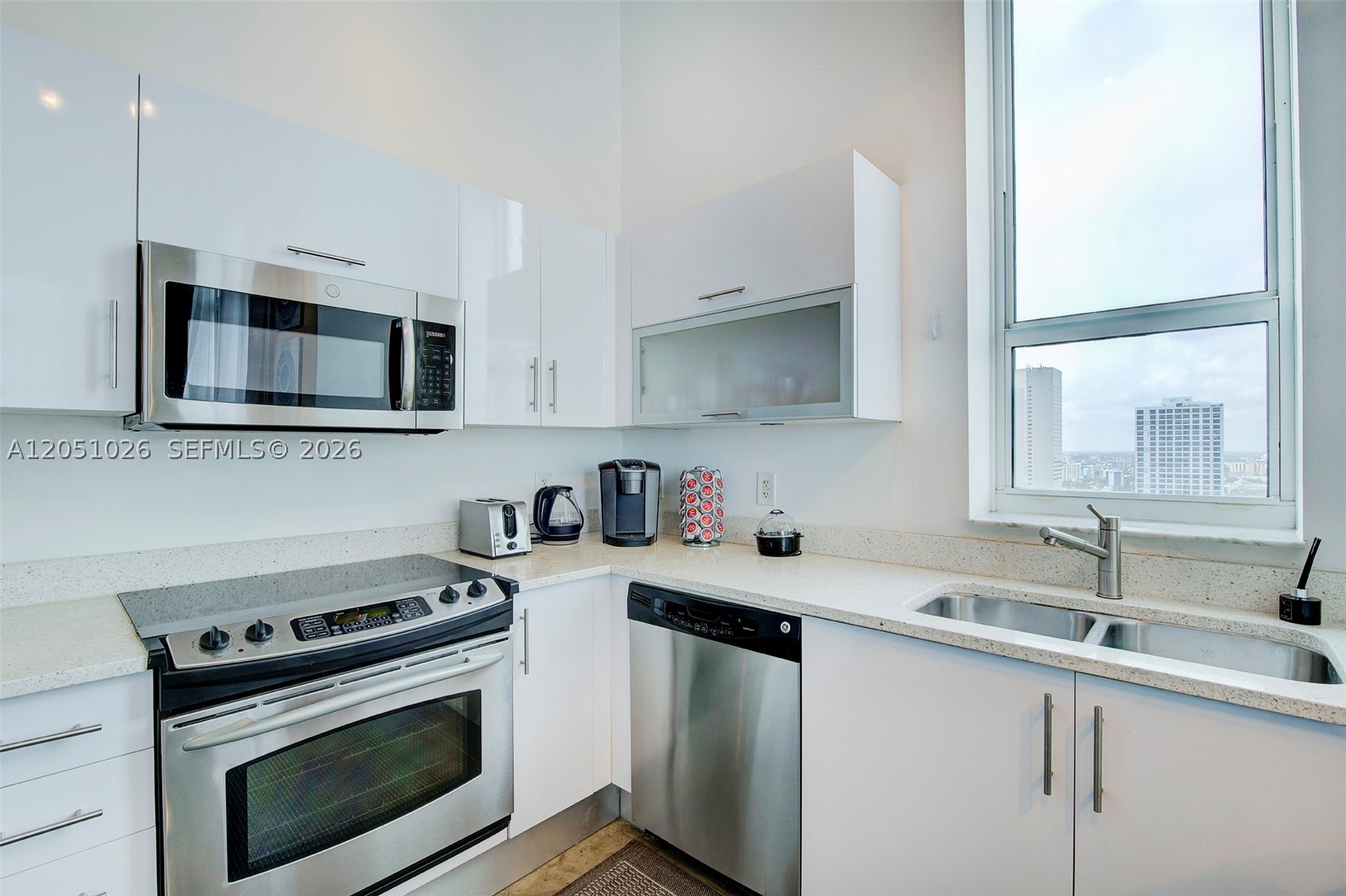 image Loft Downtown I12