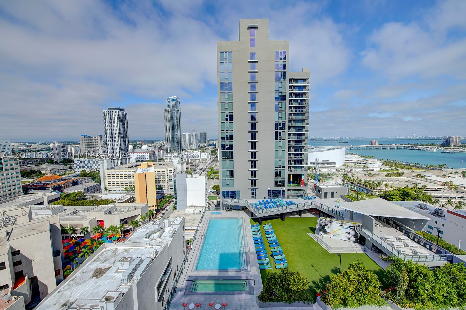 image Loft Downtown I18