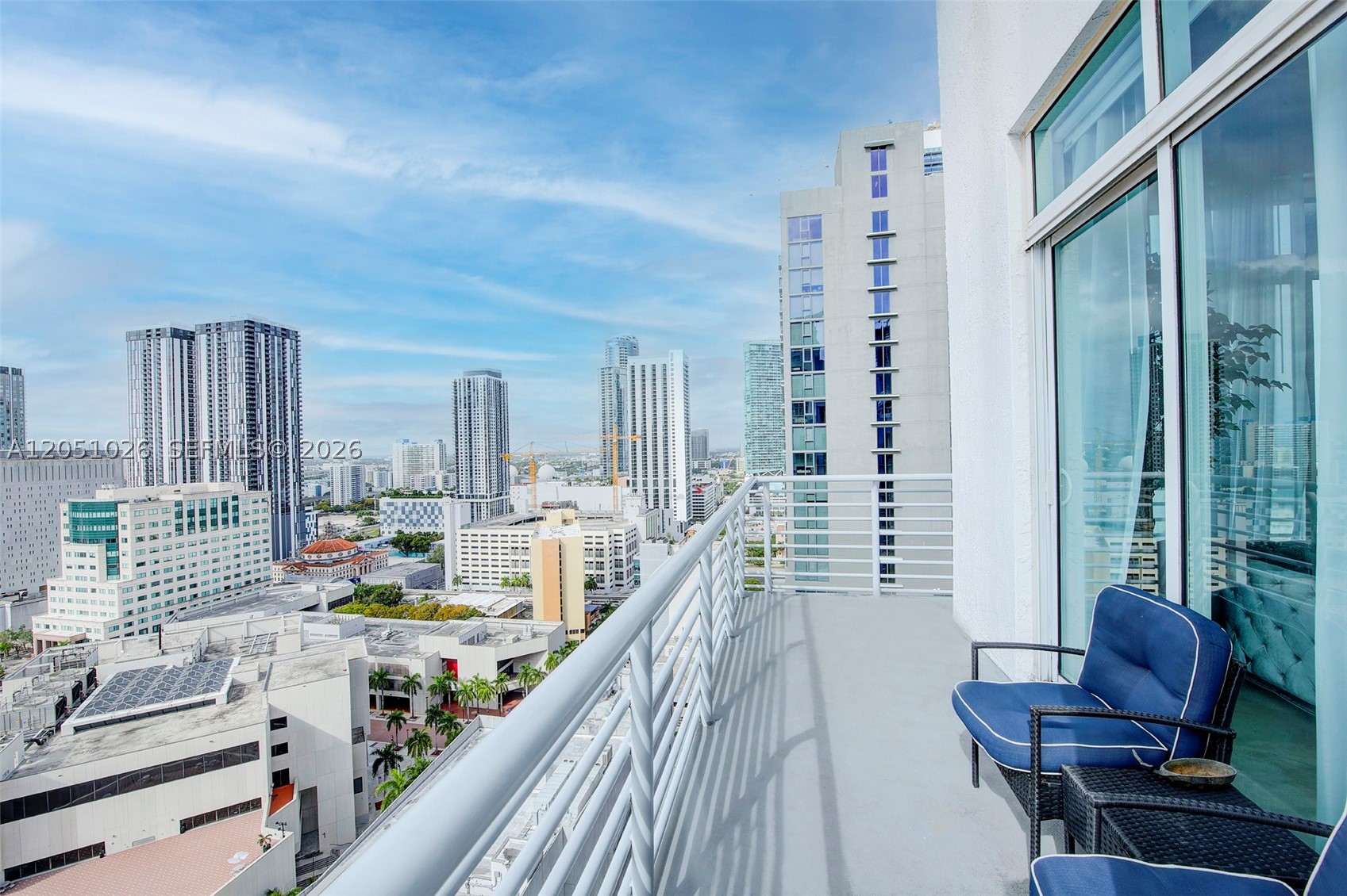 image Loft Downtown I22