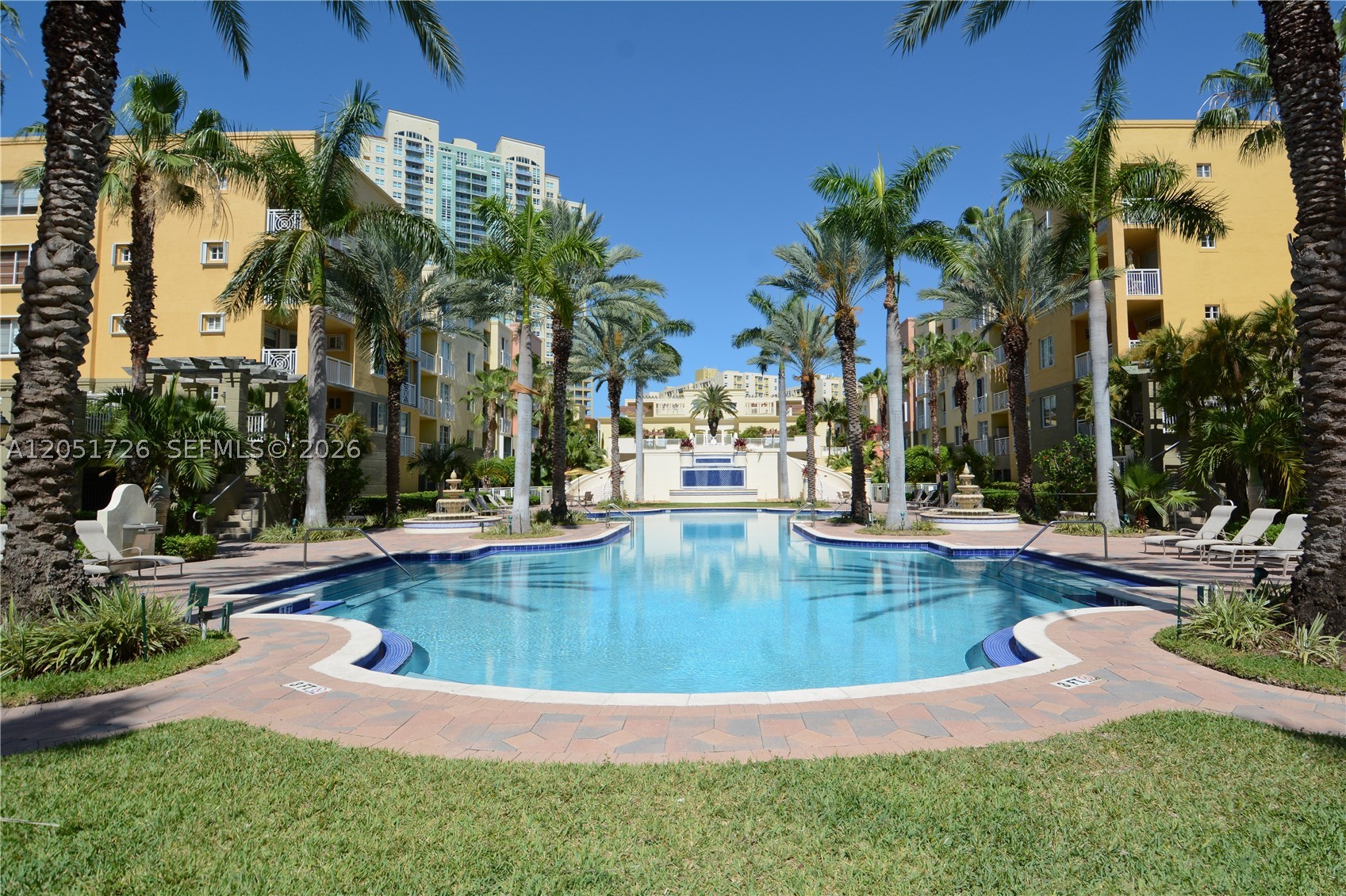 145 Jefferson Ave #417