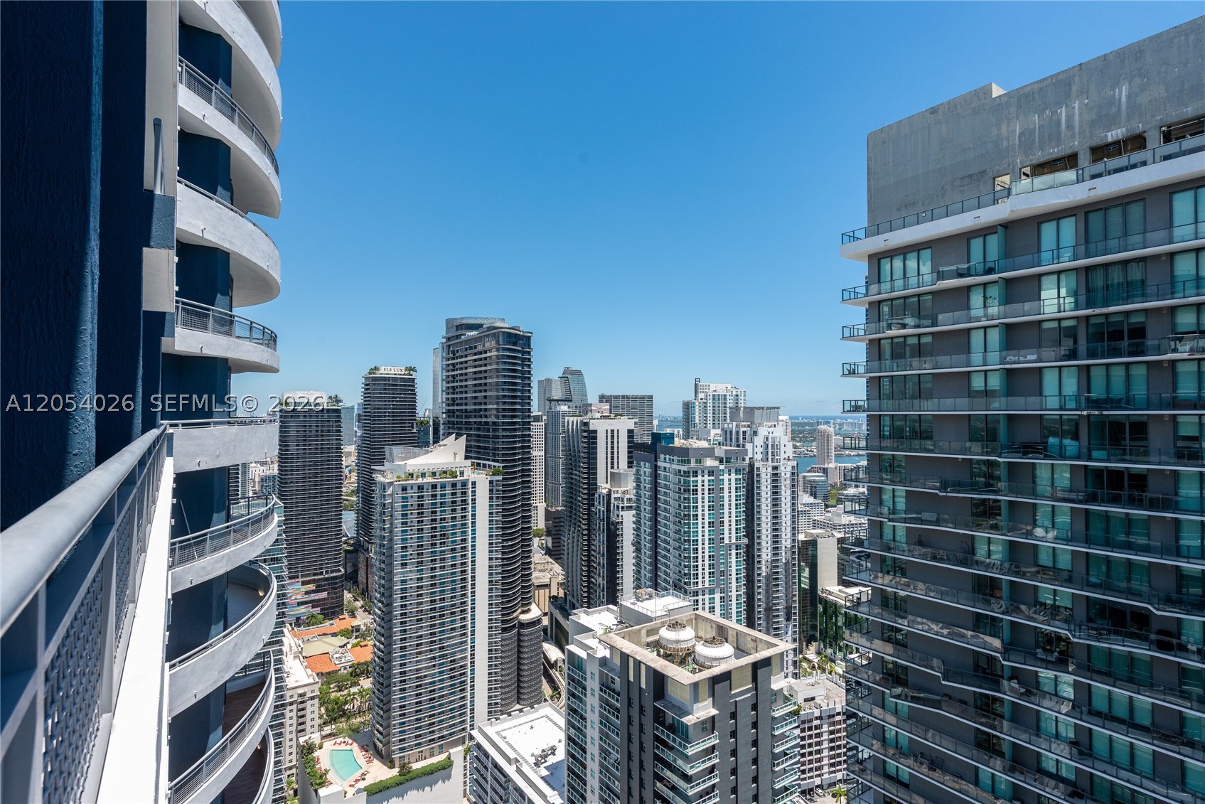 image Infinity at Brickell3