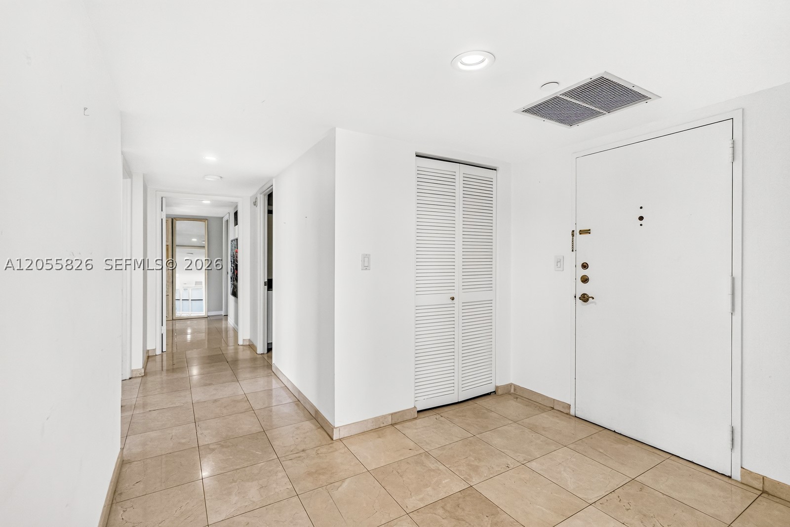 image Brickell Place II12