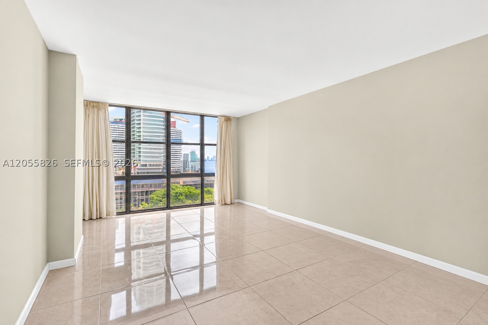 image Brickell Place II13