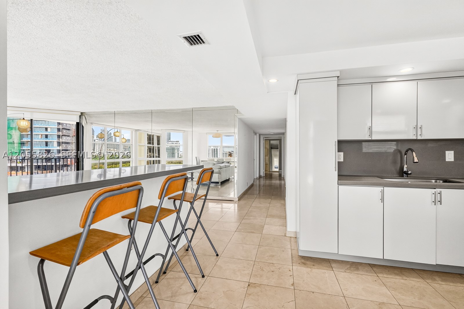 image Brickell Place II8