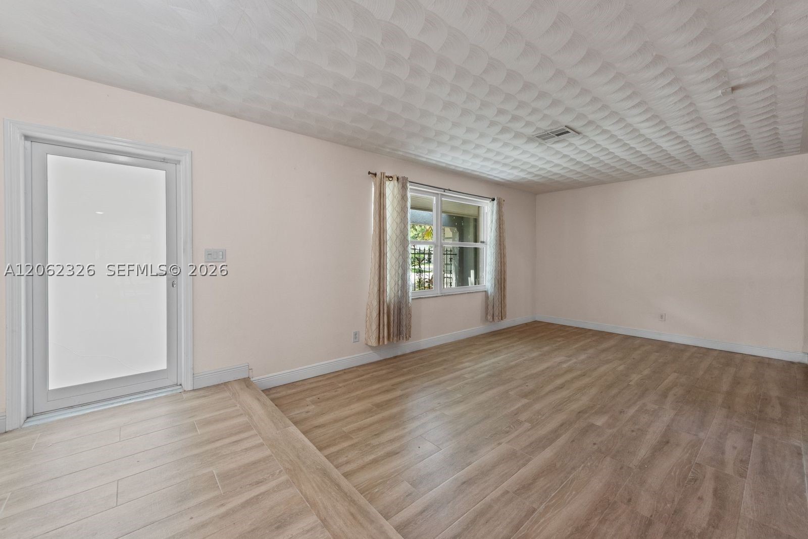 8331 SW 156th St Palmetto Bay, FL 33157