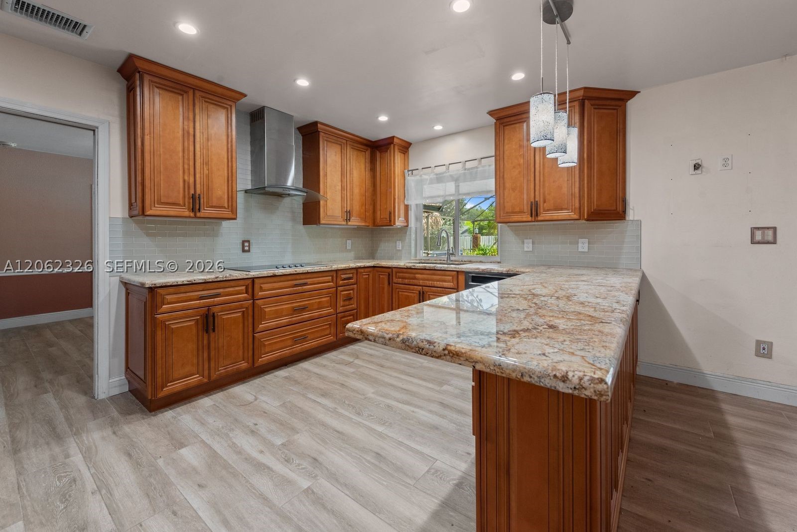 8331 SW 156th St Palmetto Bay, FL 33157