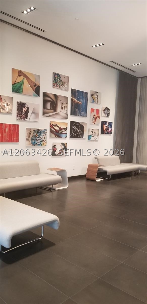image Canvas6