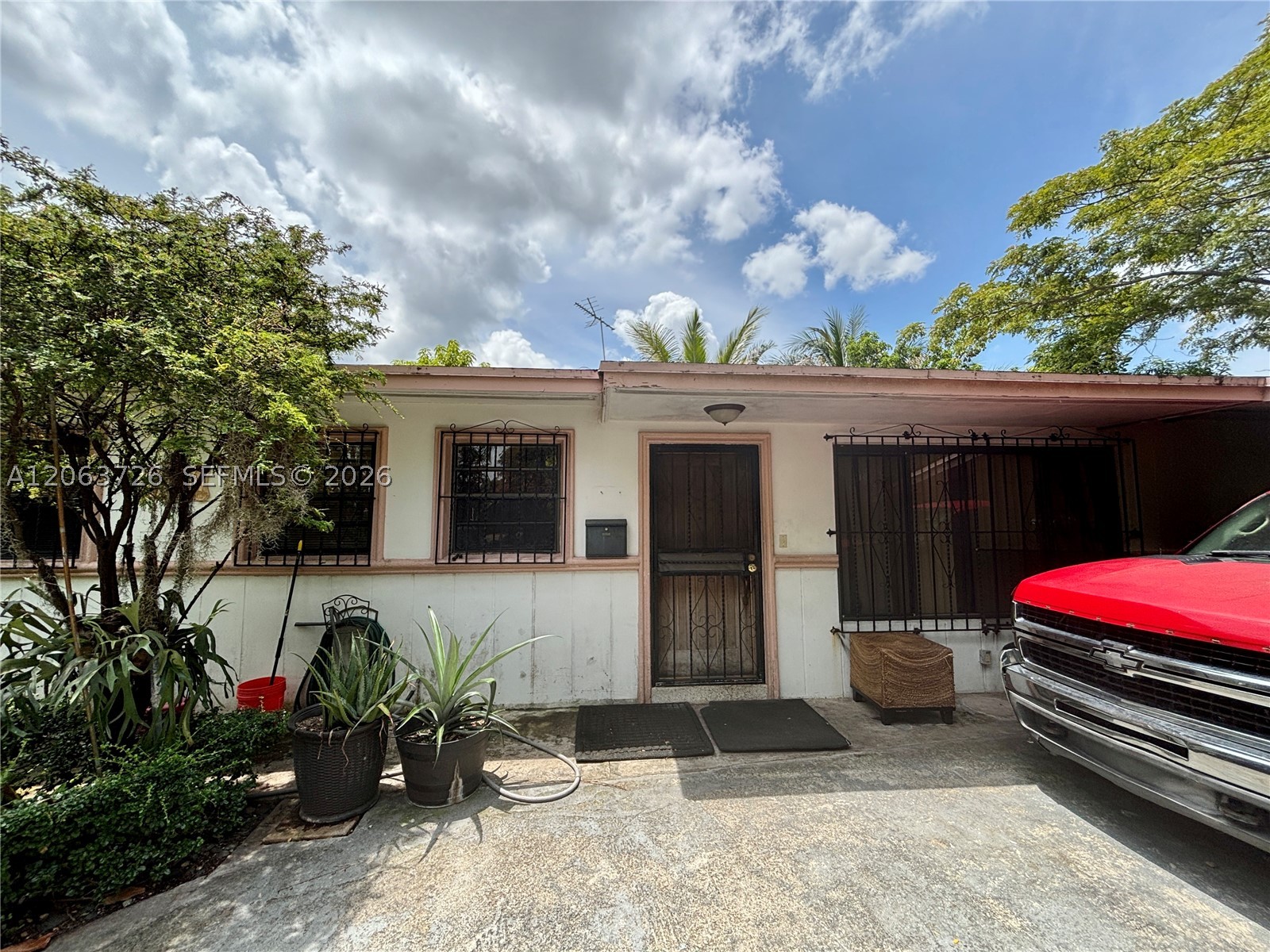 5300 SW 103rd Pl
