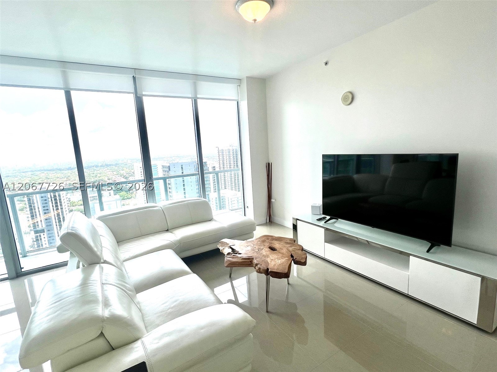 image Axis on Brickell North2