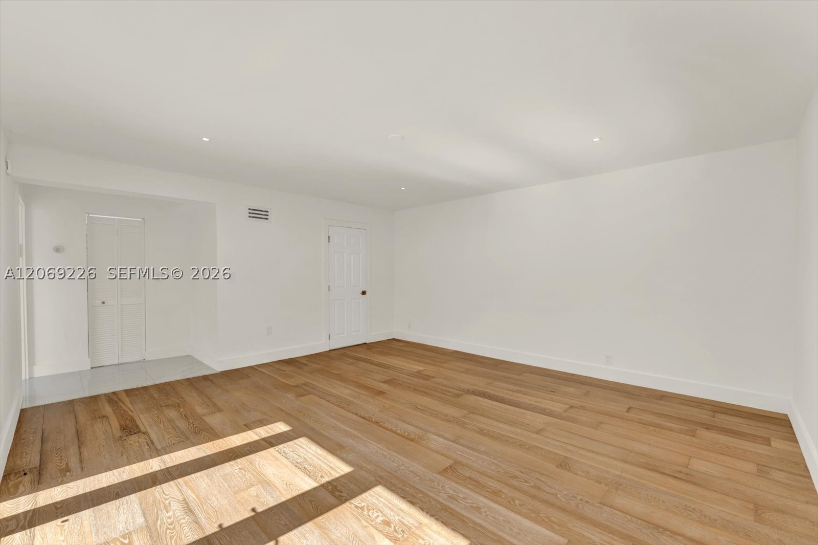 1777 Daytonia Rd Miami Beach, FL 33141