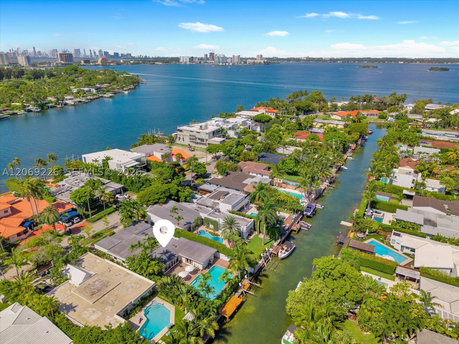 1777 Daytonia Rd Miami Beach, FL 33141