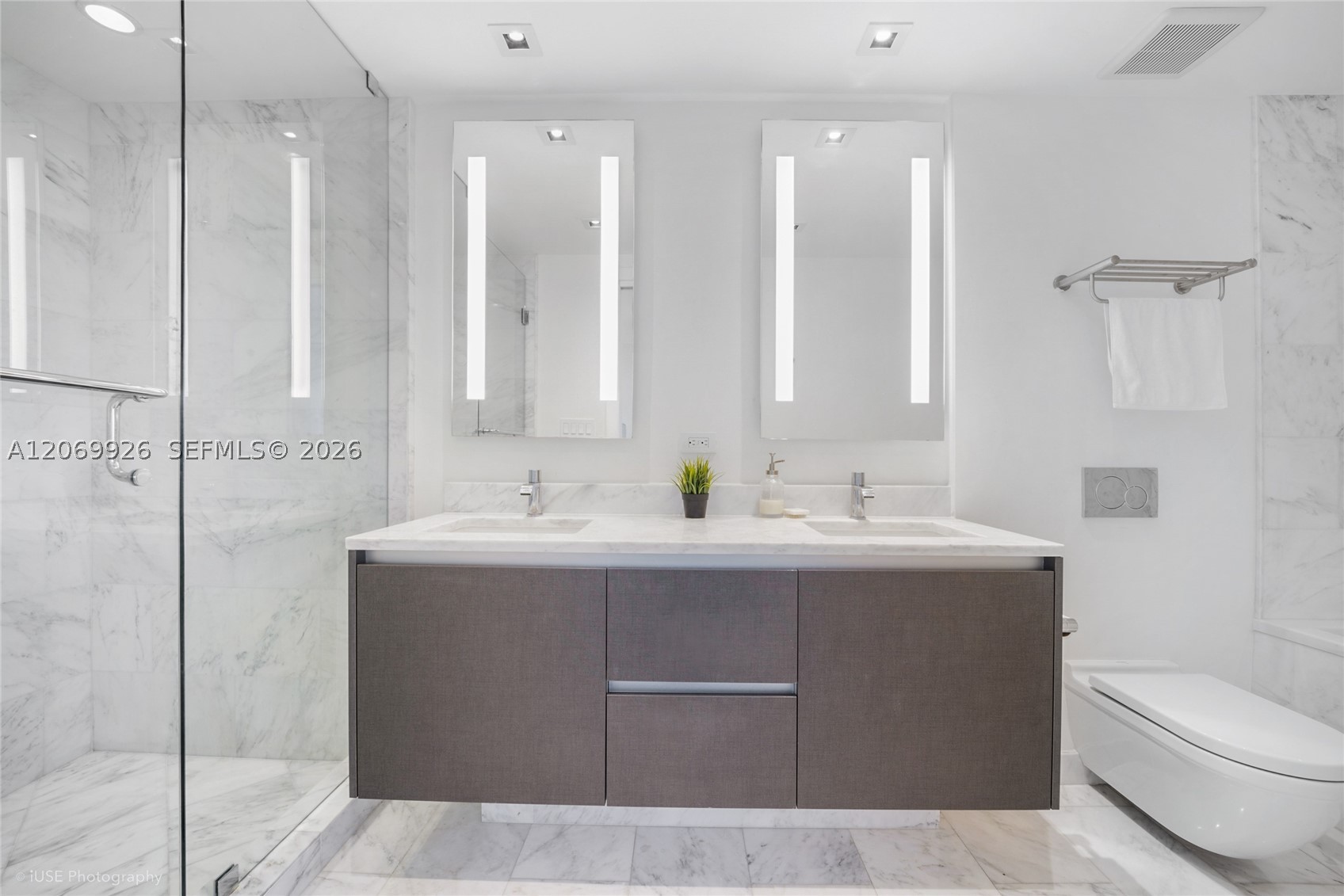 1451 Brickell Ave #1003 Miami, FL 33131